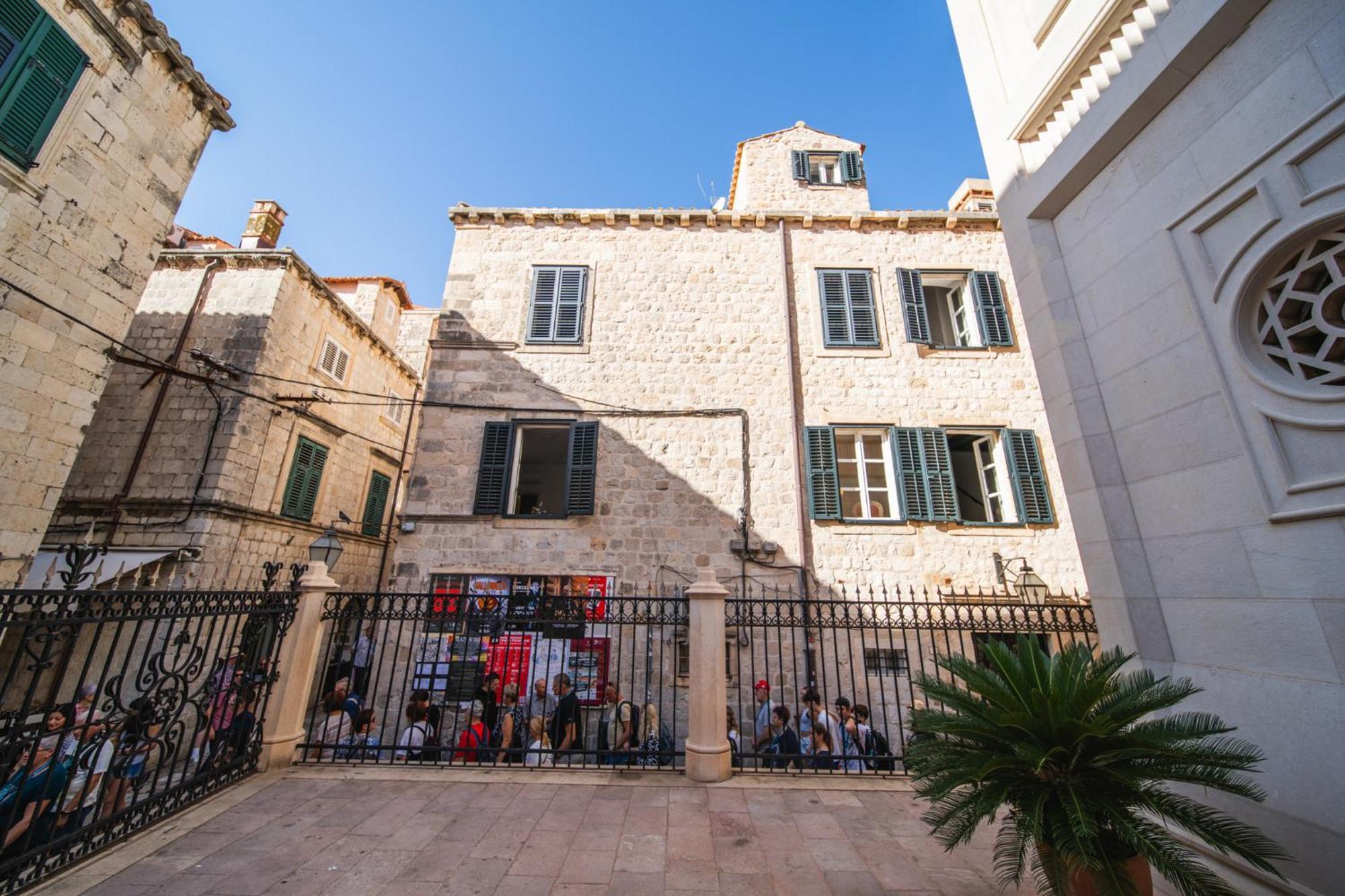 Sunce Palace Apartments With Free Offsite Parking Ντουμπρόβνικ Εξωτερικό φωτογραφία