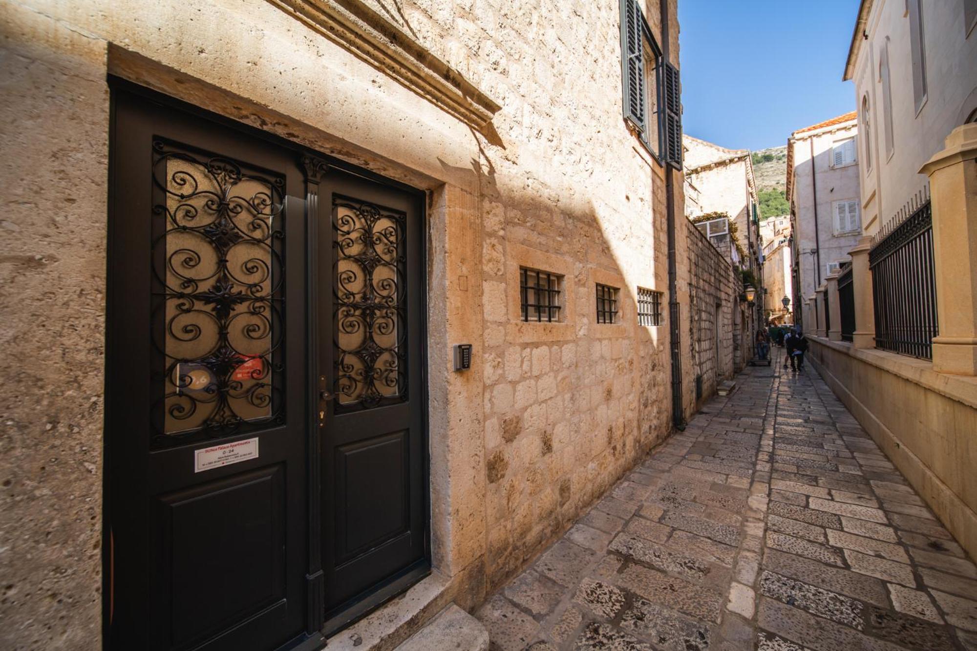 Sunce Palace Apartments With Free Offsite Parking Ντουμπρόβνικ Εξωτερικό φωτογραφία