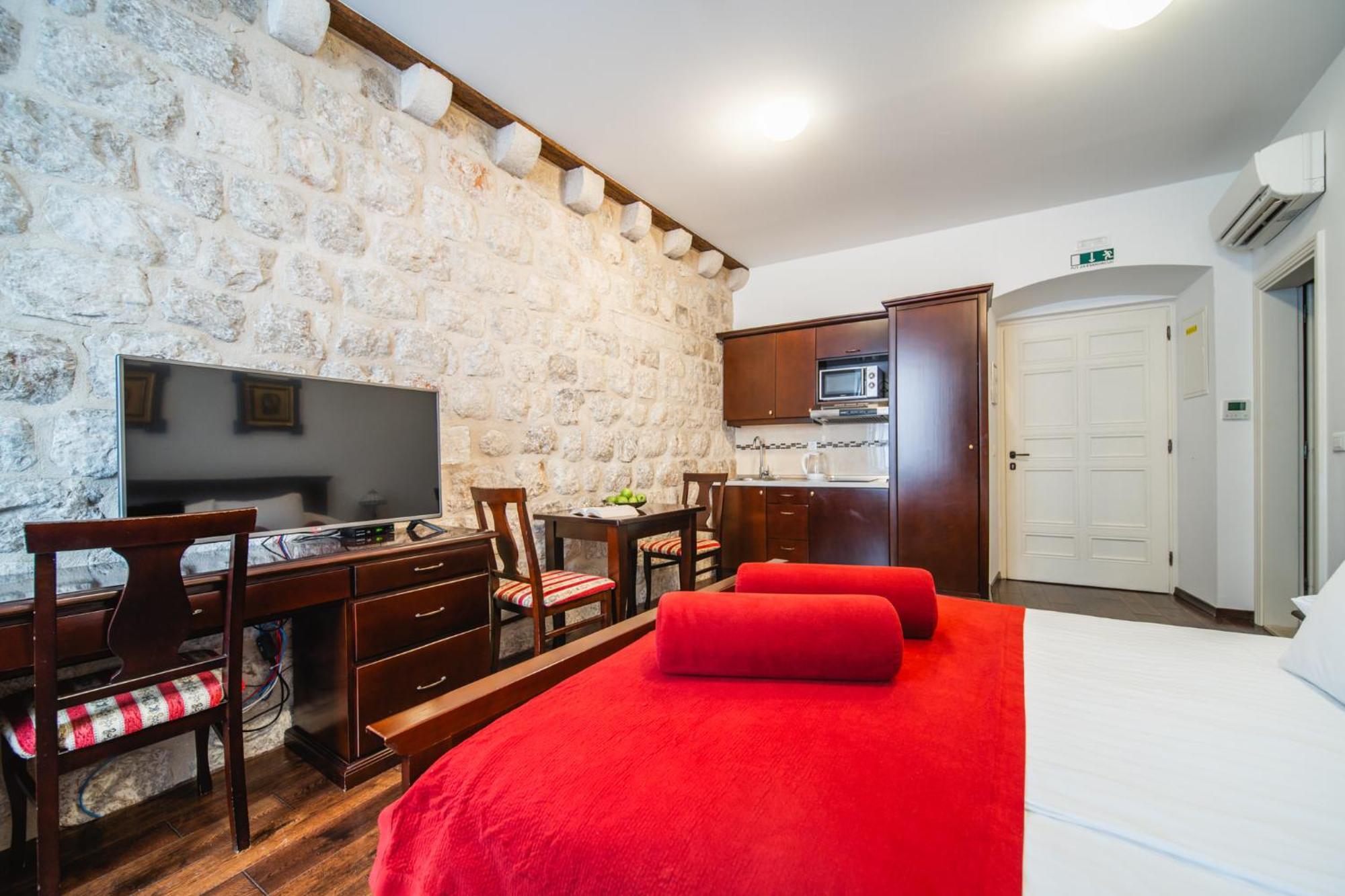 Sunce Palace Apartments With Free Offsite Parking Ντουμπρόβνικ Εξωτερικό φωτογραφία