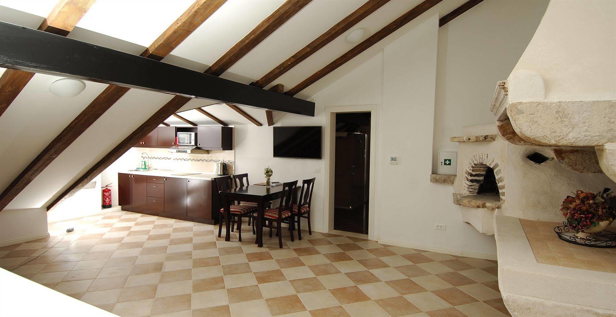 Sunce Palace Apartments With Free Offsite Parking Ντουμπρόβνικ Εξωτερικό φωτογραφία